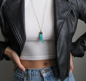 TURQUOISE CLAW KNIFE NECKLACE