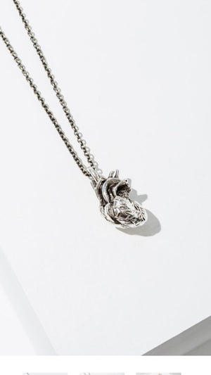 ANATOMICAL HEART NECKLACE