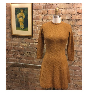 Vintage ST. JOHN KNITS NUBBY Fitted Sleeve